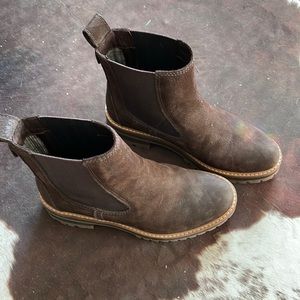 Timberland leather ankle boots sz 7